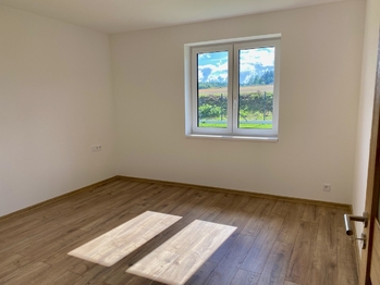 Slunné pokoje - Pronájem domu 127 m², Mukařov