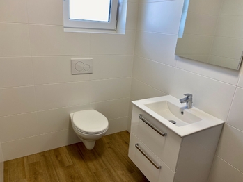2x WC - Pronájem domu 127 m², Mukařov