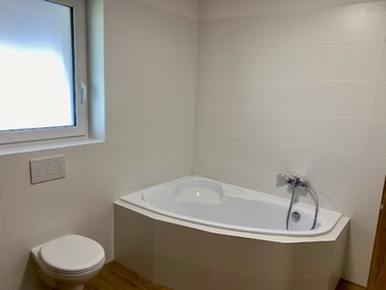 Vana i sprcha - Pronájem domu 127 m², Mukařov