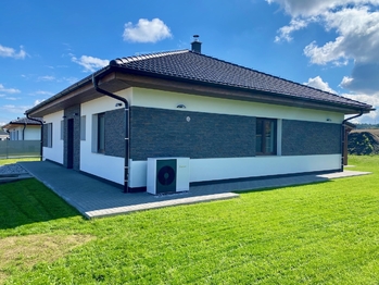 Tepelné čerpadlo - Pronájem domu 127 m², Mukařov