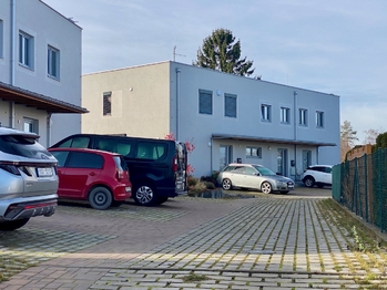 Parkovací místa - Pronájem domu 103 m², Mukařov
