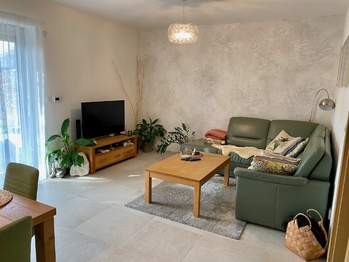 Světlý velký byt - Pronájem domu 103 m², Mukařov