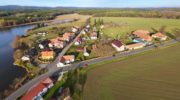 Prodej pozemku 718 m², Rosovice