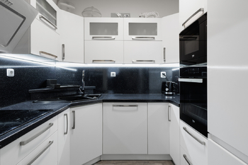 Prodej bytu 3+kk v osobním vlastnictví 76 m², Praha 10 - Štěrboholy