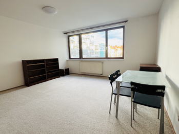 Pronájem bytu 1+kk v osobním vlastnictví 33 m², Praha 7 - Holešovice