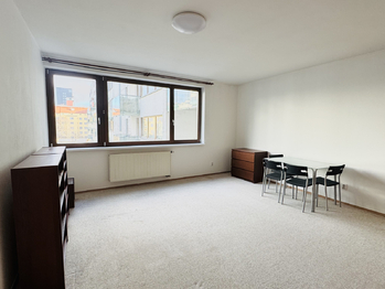 Pronájem bytu 1+kk v osobním vlastnictví 33 m², Praha 7 - Holešovice
