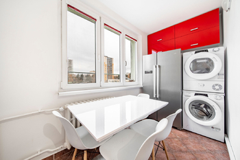 Prodej bytu 2+1 v osobním vlastnictví 62 m², Chodov