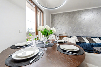 Prodej bytu 3+kk v osobním vlastnictví 84 m², Praha 10 - Královice