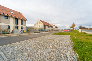 Prodej bytu 3+kk v osobním vlastnictví 84 m², Praha 10 - Královice