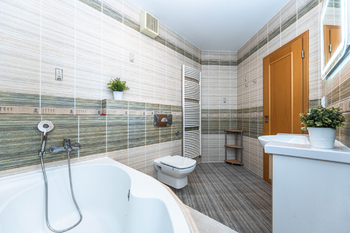 Pronájem bytu 3+kk v osobním vlastnictví 93 m², Praha 8 - Libeň