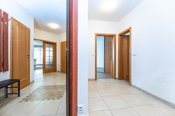 Pronájem bytu 3+kk v osobním vlastnictví 93 m², Praha 8 - Libeň