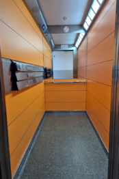 prostorný výtah - Prodej bytu 3+1 v družstevním vlastnictví 73 m², Praha 5 - Stodůlky