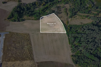 Prodej pozemku 5450 m², Třebíč