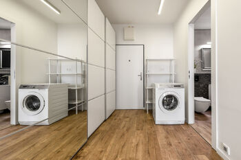 Pronájem bytu 2+kk v osobním vlastnictví 55 m², Praha 9 - Vysočany