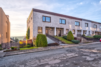 pohled z venku - Prodej domu 197 m², Police nad Metují