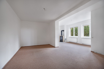 Prodej nájemního domu 223 m², Kozmice