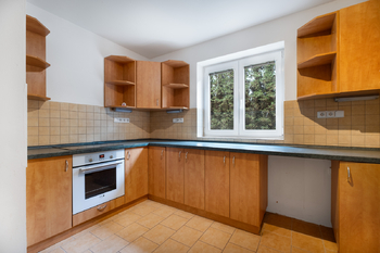 Prodej nájemního domu 223 m², Kozmice