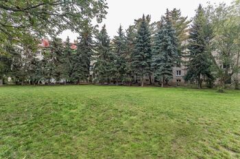 Prodej bytu 3+1 v osobním vlastnictví 80 m², Praha 10 - Strašnice