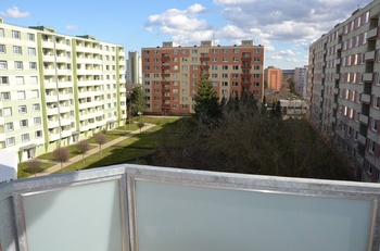 Pohled z balkonu - Prodej bytu 3+1 v osobním vlastnictví 75 m², Vyškov