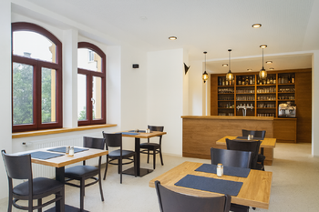 Pronájem restaurace 148 m², Děčín