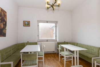 Prodej nájemního domu 957 m², Dašice