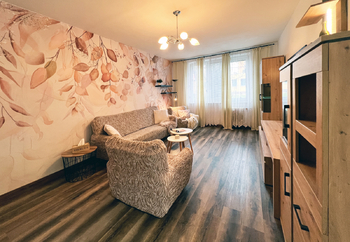 Obývací pokoj - pohled od dveří - Prodej bytu 2+1 v osobním vlastnictví 67 m², Chodov