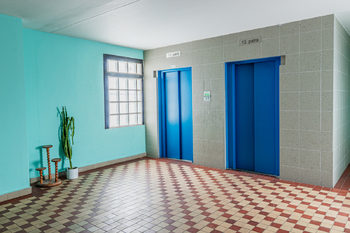 Výtah - Prodej bytu 4+1 v osobním vlastnictví 89 m², Praha 4 - Krč