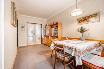 Prodej bytu 4+1 v osobním vlastnictví 75 m², Praha 4 - Záběhlice