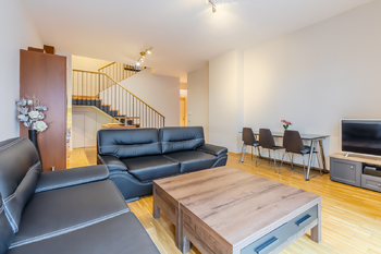 Obývák - Pronájem bytu 3+kk v osobním vlastnictví 153 m², Praha 8 - Karlín