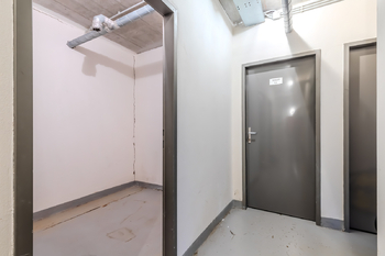 Sklep - Pronájem bytu 3+kk v osobním vlastnictví 153 m², Praha 8 - Karlín