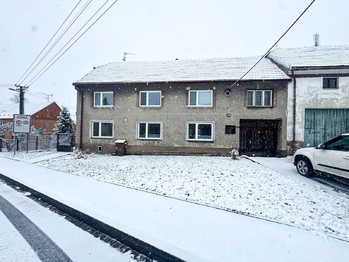 Prodej domu 720 m², Horní Újezd