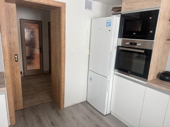 Prodej domu 720 m², Horní Újezd