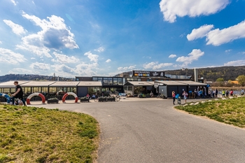 okolí - Prodej domu 390 m², Praha 4 - Modřany