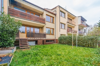 Prodej domu 390 m², Praha 4 - Modřany