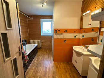 Prodej domu 250 m², Tachov