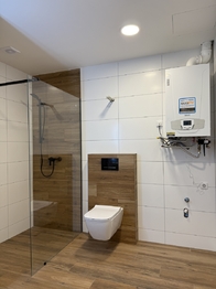 koupelna - Pronájem bytu 2+1 v osobním vlastnictví 52 m², Syrovice