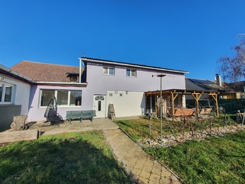 Prodej domu 257 m², Šanov