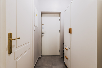 Prodej bytu 1+kk v osobním vlastnictví 36 m², Praha 2 - Vinohrady