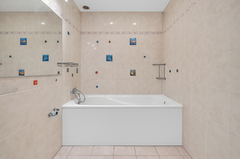 Prodej bytu 2+1 v osobním vlastnictví 67 m², Hradec Králové