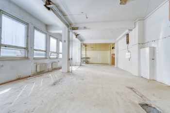 Pronájem obchodních prostor 183 m², Plzeň