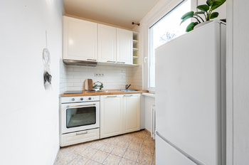 Prodej bytu 1+kk v osobním vlastnictví 31 m², Praha 8 - Troja