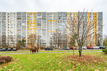 Prodej bytu 1+kk v osobním vlastnictví 31 m², Praha 8 - Troja