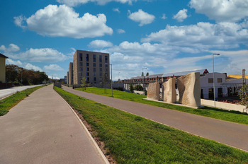 Bytové domy - okolí - Prodej bytu 1+kk v osobním vlastnictví 34 m², Praha 9 - Libeň