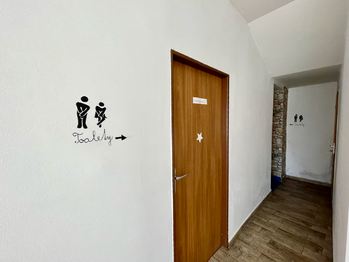 Pronájem obchodních prostor 120 m², Sázava