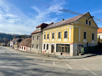 Pronájem obchodních prostor 120 m², Sázava