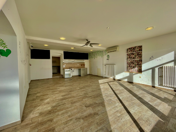 Pronájem obchodních prostor 120 m², Sázava