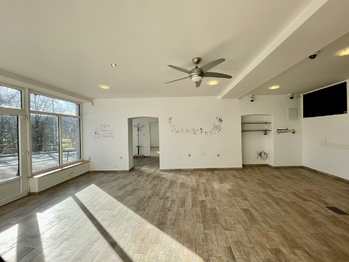 Pronájem obchodních prostor 120 m², Sázava