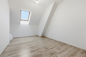 Prodej domu 157 m², Pozdeň