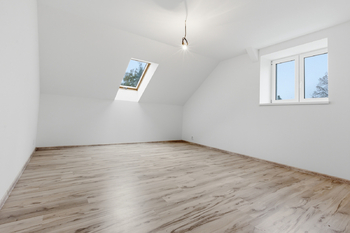 Prodej domu 157 m², Pozdeň