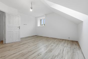 Prodej domu 157 m², Pozdeň
